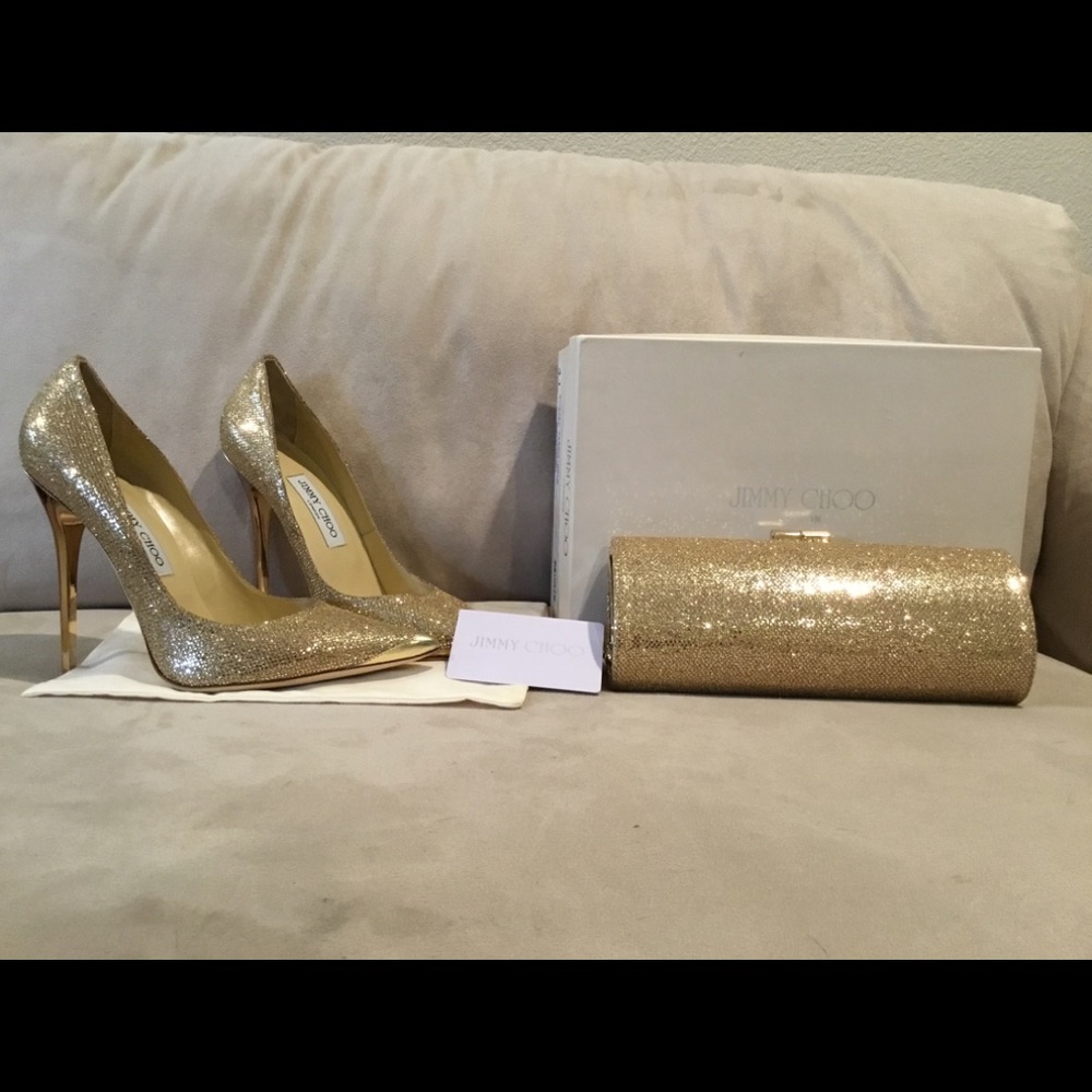 SOLDXXXXJimmy Choo Gold Anouk 41 & Gold clutch (set)